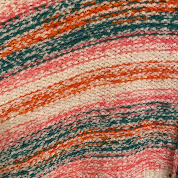 Color block sweater - Picture 2 of 3